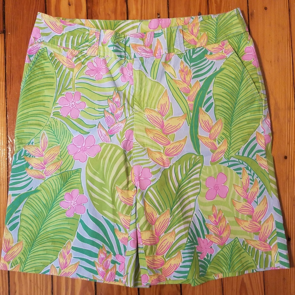 Lilly Pulitzer Tropical Print Bermuda Shorts 6 - Picture 1 of 2